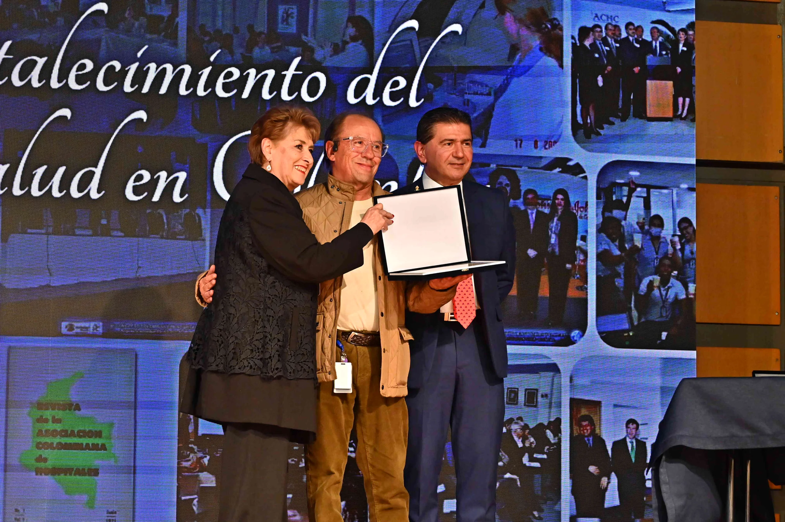 Foto 6 del evento 70 a&ntilde;os ACHC
