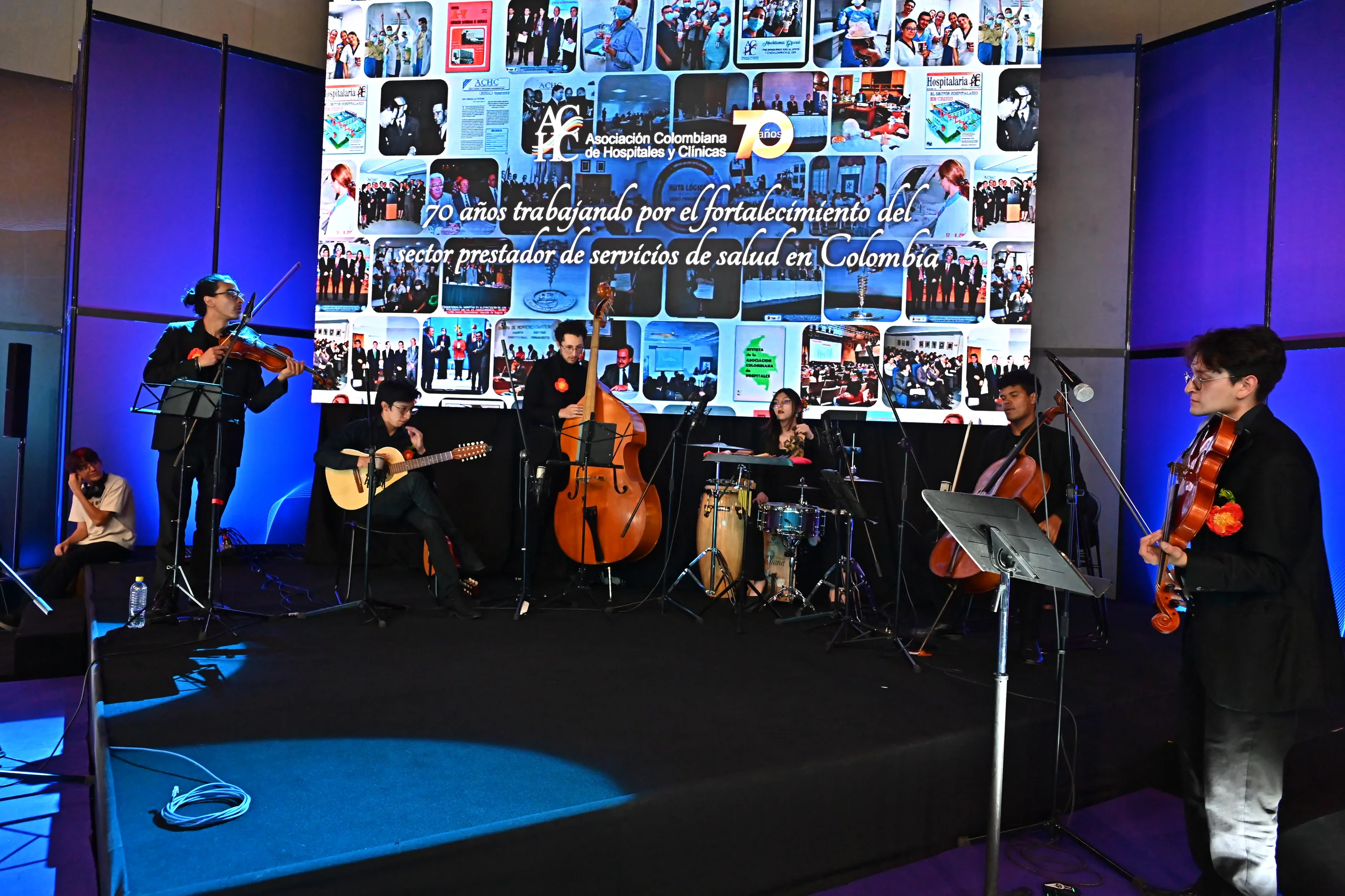 Foto 29 del evento 70 a&ntilde;os ACHC